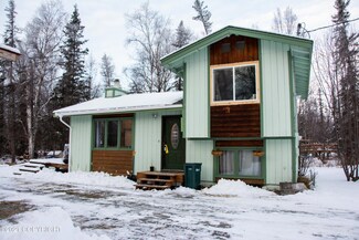 2020 E Grizzly Bear Dr, Wasilla, AK 99654