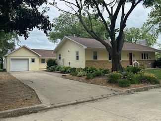 2126 Park St, Elk Horn, IA 51531