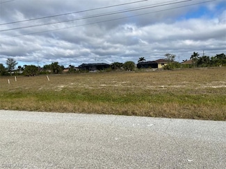 2207 NW 3rd Terrace, Cape Coral, FL 33993