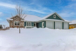 1528 E 20th St, Marshfield, WI 54449