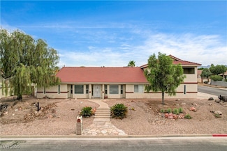301 E Longacres Dr, Henderson, NV 89015