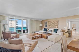 102 24th St Unit 1415, Miami Beach, FL 33139