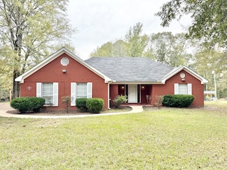 416 Martin Rd, Caledonia, MS 39740