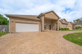 2403 Ranna Ct, Sugar Land, TX 77498
