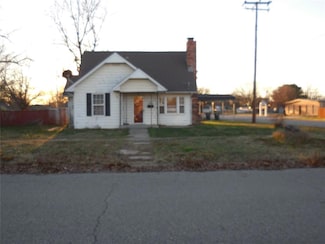 401 S 4th St, Davis, OK 73030