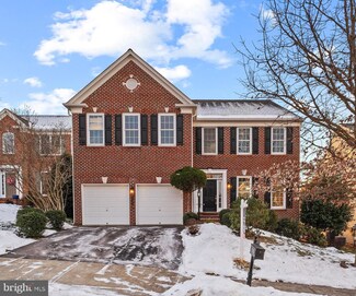 8163 Douglas Fir Dr, Lorton, VA 22079