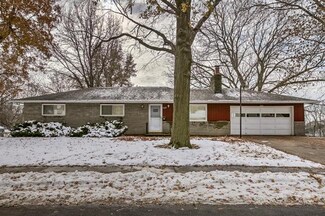 409 NW Woodland Rd, Riverside, MO 64150