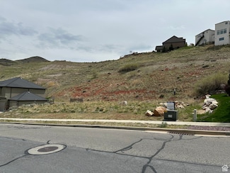 755 Parkway Dr, North Salt Lake, UT 84054