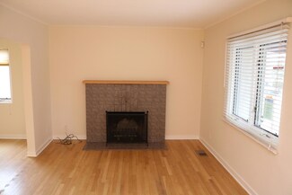 430 Richmond Place NE, Albuquerque, NM 87106