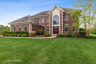 2175 Irene Ln, Libertyville, IL 60048