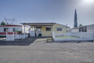 2873 Arcade Way, Redding, CA 96002