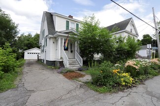 147 Palm St, Bangor, ME 04401