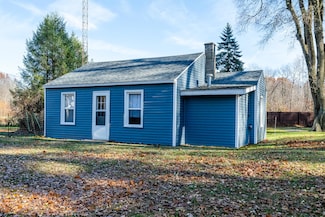 82078 North Ct, Coloma, MI 49038