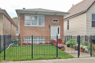 2204 N Knox Ave, Chicago, IL 60639