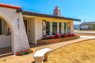 6731 Lindberg Ln, Yucca Valley, CA 92284