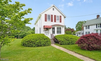 20 Kenvil Ave, Succasunna, NJ 07876