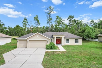 35 Grass St, Homosassa, FL 34446