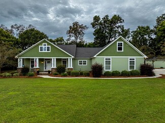 173 Bay Meadows Cir, Fitzgerald, GA 31750