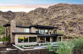 8200 N Charles Dr, Paradise Valley, AZ 85253