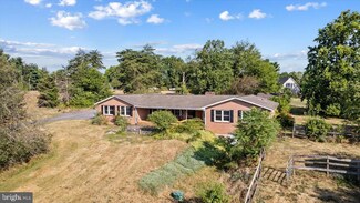 104 Southerly Ln, Charles Town, WV 25414