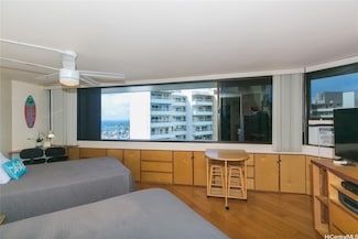 1700 Ala Moana Blvd Unit 1601, Honolulu, HI 96815