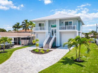 132 Jamaica Dr, Naples, FL 34113
