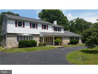 243 Coachlight Terrace, Huntingdon Valley, PA 19006