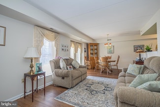 607 Brandon Rd, Norristown, PA 19403