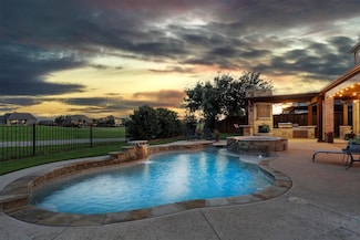 2720 Mona Vale Rd, Trophy Club, TX 76262