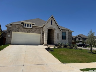 737 Groudsel Ave, Canyon Lake, TX 78132