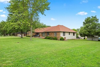 802 S Main St, Butler, MO 64730