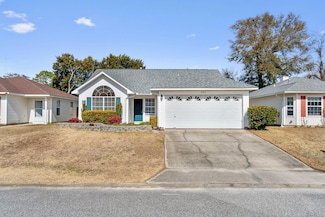 962 John Wayne Cir, Fort Walton Beach, FL 32547