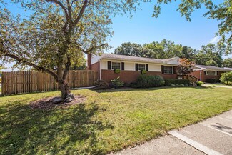 1032 Watson Rd, Saline, MI 48176