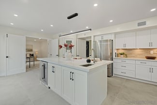 8206 Caminito Lacayo, La Jolla, CA 92037