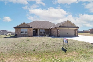 12255 NE Stone Ridge Ln, Fletcher, OK 73541