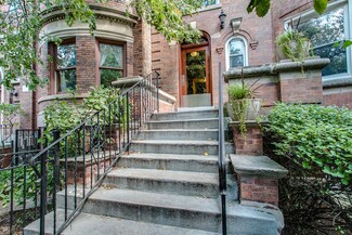 4055 N Sheridan Rd Unit 1, Chicago, IL 60613