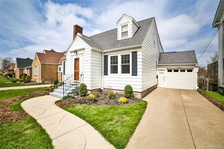 54 Hyledge Dr, Buffalo, NY 14226