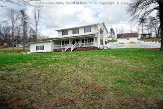 112 Liberty Dr, Clendenin, WV 25045