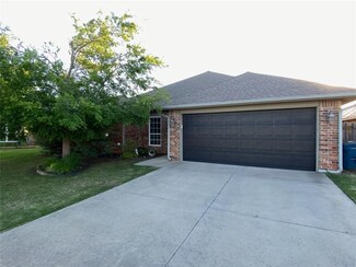 2001 Pony Express Trail, Edmond, OK 73003