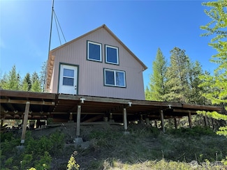415 Bannon Creek Rd, Tonasket, WA 98855