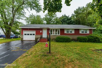 18 Warmington St, Albany, NY 12205