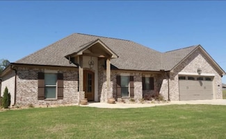 352 Abbey Rd, Caledonia, MS 39740