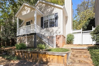 24 Townes Square Ln, Greenville, SC 29609