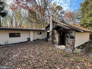 411 Speece Ln, Dauphin, PA 17018