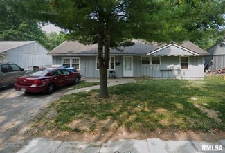 1839 Gregory Ct, Springfield, IL 62703