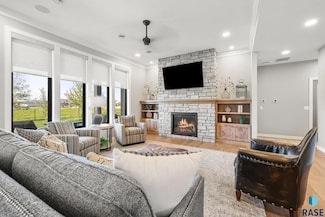 431 Brody Ct, Harrisburg, SD 57032