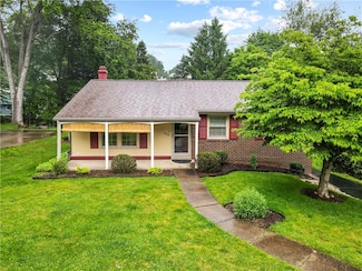 3102 Albine Dr, Glenshaw, PA 15116