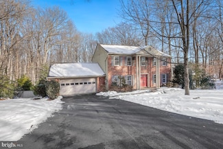 13081 Saint Andrews Ct, Woodbridge, VA 22192