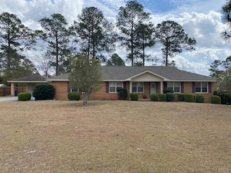 305 Ridgecrest Rd, Dublin, GA 31021