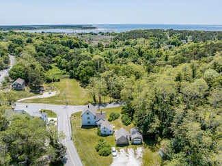 105 W Main St, Wellfleet, MA 02667